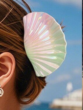 5/$20 New Iridescent Seashell Hair Claw Clip Mermaidcore Pearlescent Shell Jaw